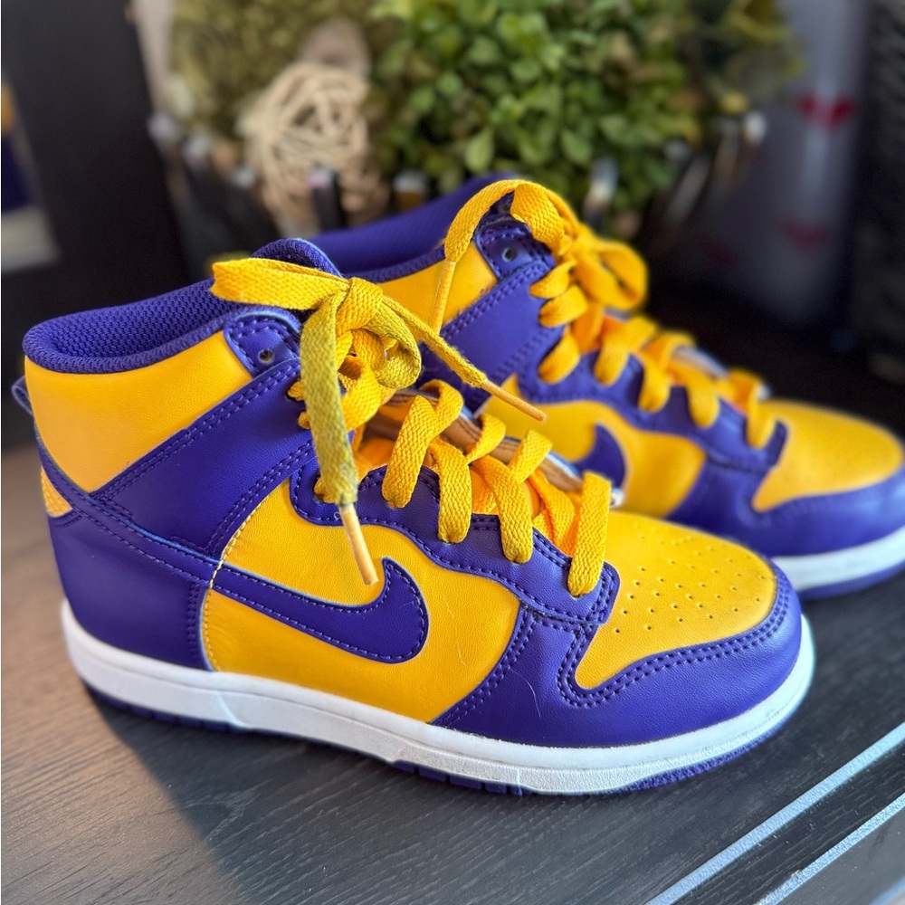 💜💜💛💛NIKE DUNK PURPLE/GOLD SIZE 1.5💜💛💜💛💜💛